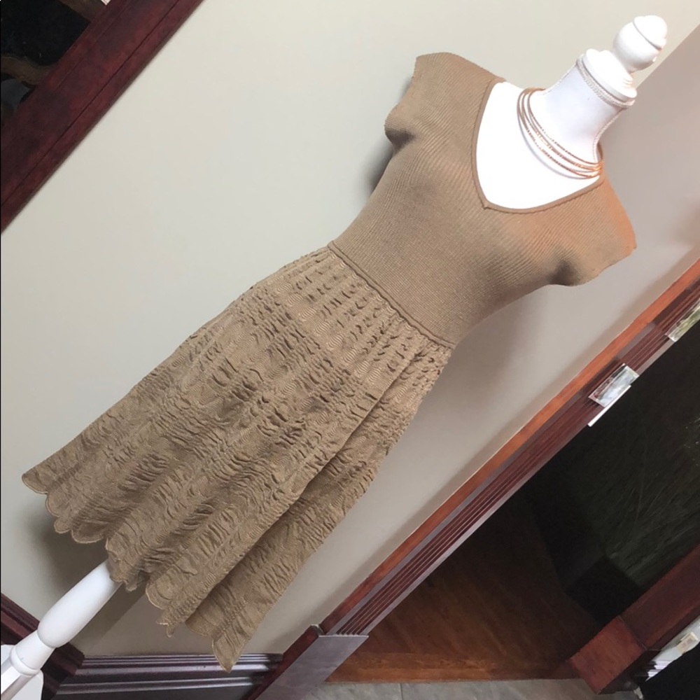 Gold Nine West Dress⭐️✨